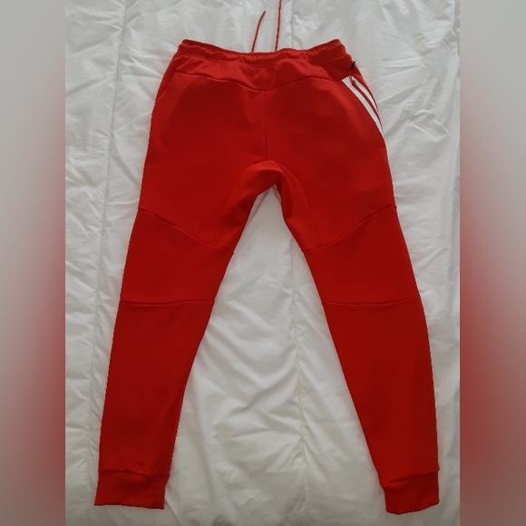 Nike Sportswear Tech Icon joggers red white - Picture 4 of 6